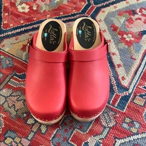 Lotta’s Swedish Red Clogs, 39